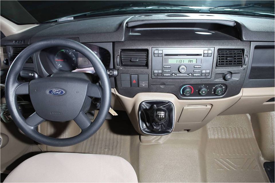 Ford Transit LX 16s “Bản Tiêu Chuẩn”